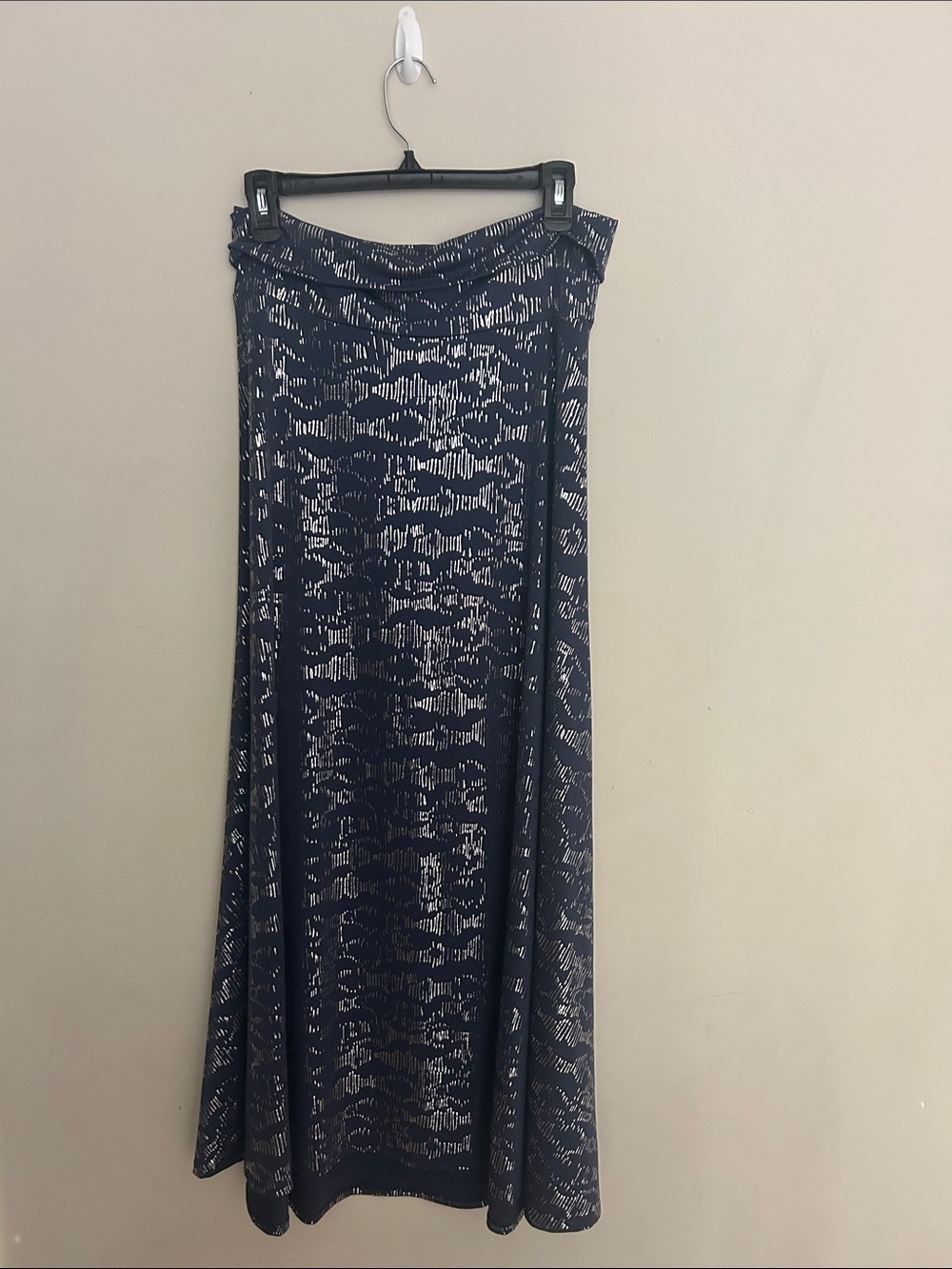 LuLaRoe grey and silver Patterned Maxi Skirt